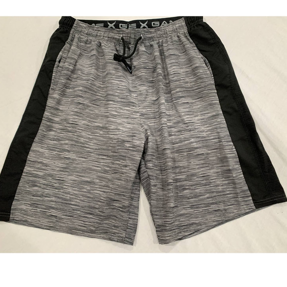 Game Time Gray Black Elastic Stretch Breathable Drawstring Shorts Pockets Size M - Picture 1 of 9